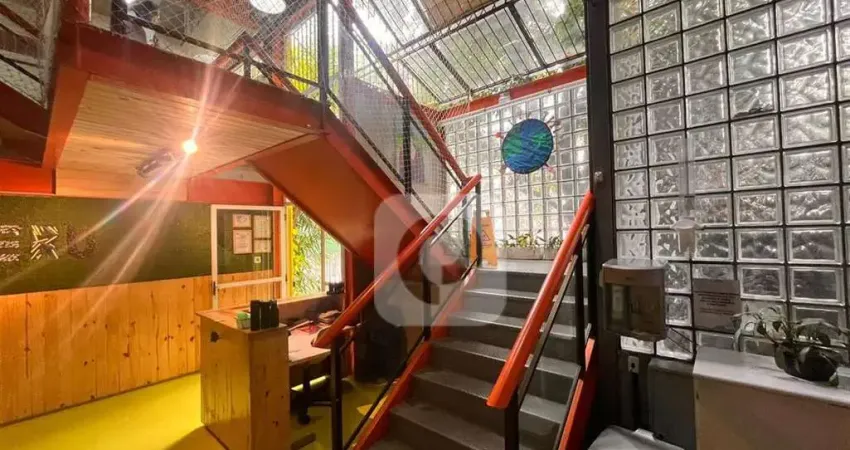 PRÉDIO COMERCIAL NA TIJUCA!