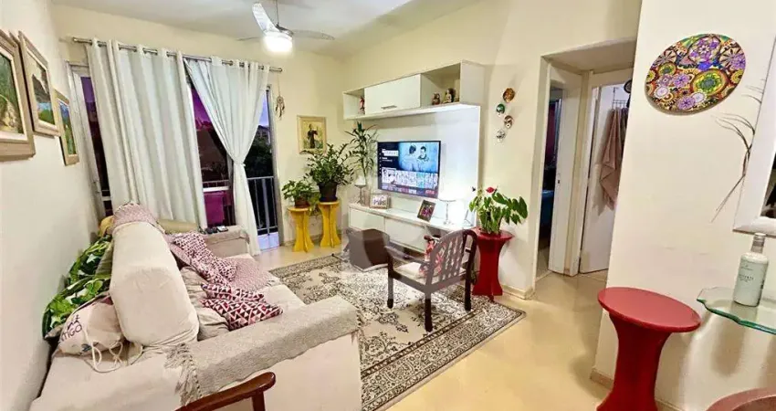 APARTAMENTO DE 2 QUARTOS COM VARANDA, VAGA DE GARAGEM NO LARGO DA SEGUNDA-FEIRA , TIJUCA .