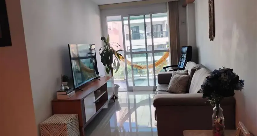 Apartamento 3 quartos com varanda e vaga na Tijuca .