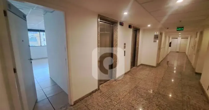 Invista no seu futuro! sala comercial reformada na tijuca, rj!