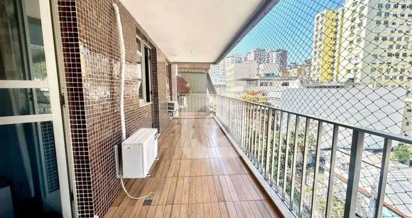 Apartamento de 2 quartos , varanda com direito a laje para construir!!.