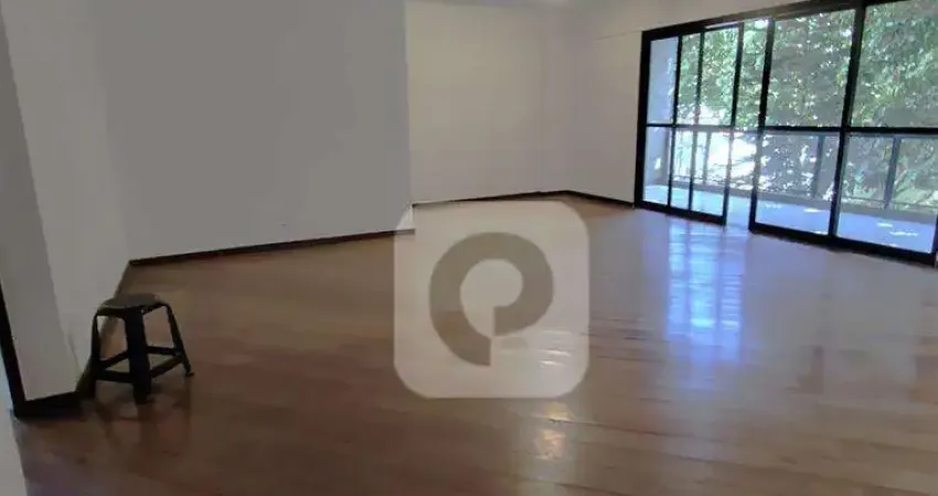 Excelente apartamento em prédio exclusivo duas unidades por andar na Tijuca