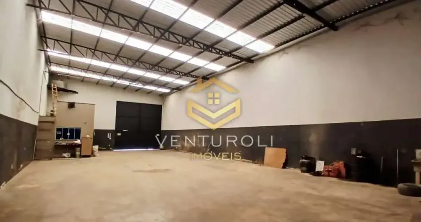 Galpão com 310 m2, energia trifásico e acesso para a rodovia