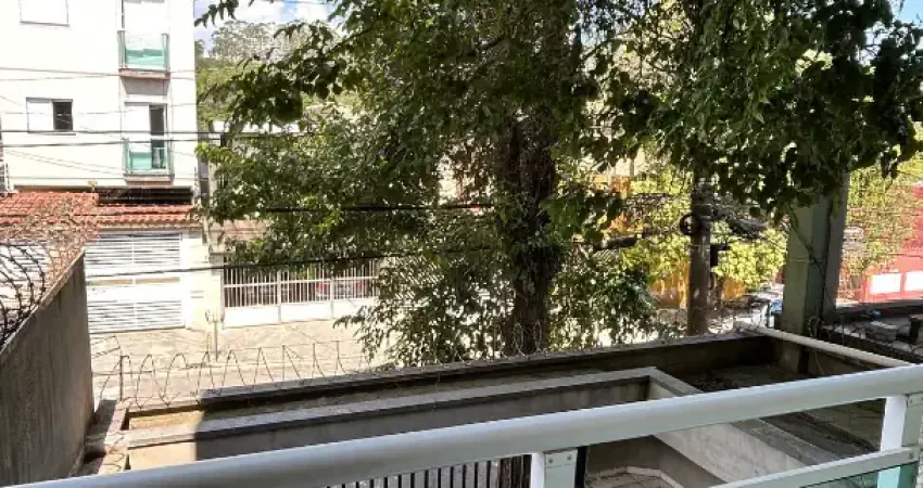 Apartamento com quintal à venda / 53 m2 - 2 dormitórios / sem condomínio