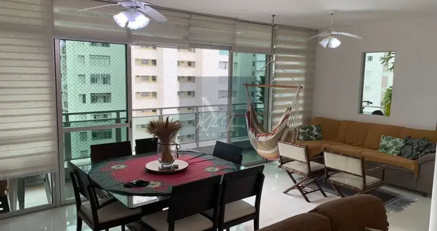 Varanda ampla com área gourmet. vista parcial para o mar. reformado. 03 dormitórios. 01 suíte. 03 banheiros. 02 vagas. 01 quadra da praia.