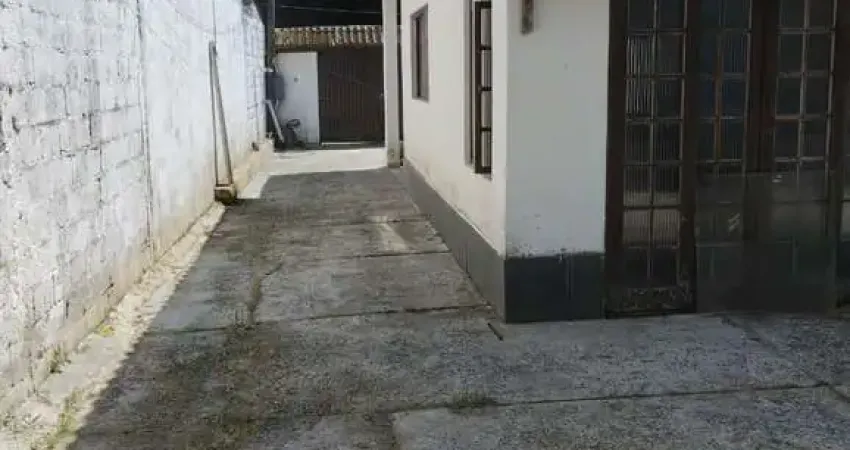 Casa com 3 quartos à venda na Vista Linda, Bertioga 