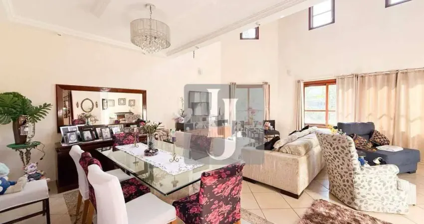 Casa com 4 dormitórios à venda, 215 m² por R$ 2.800.000,00 - Esplanada do Sol - São José dos Campos/SP