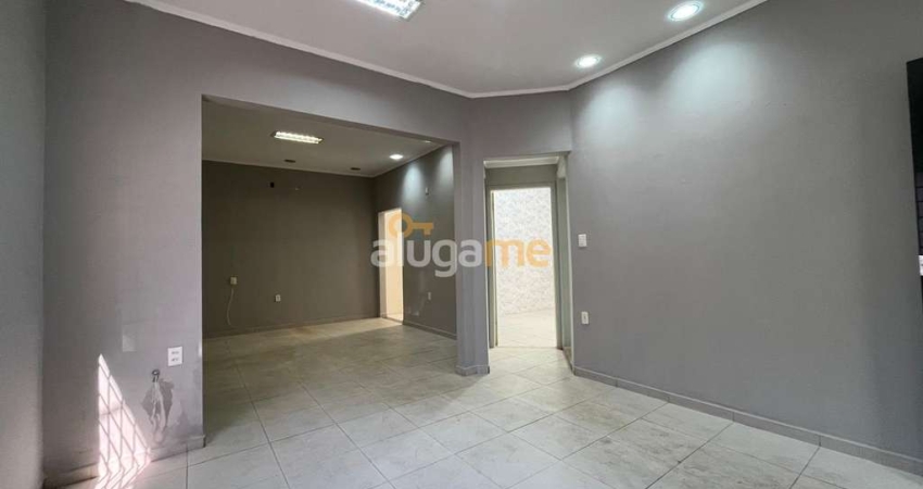 Salão comercial na Boa Vista, com fachada, acessibilidade pronta e cozinha.