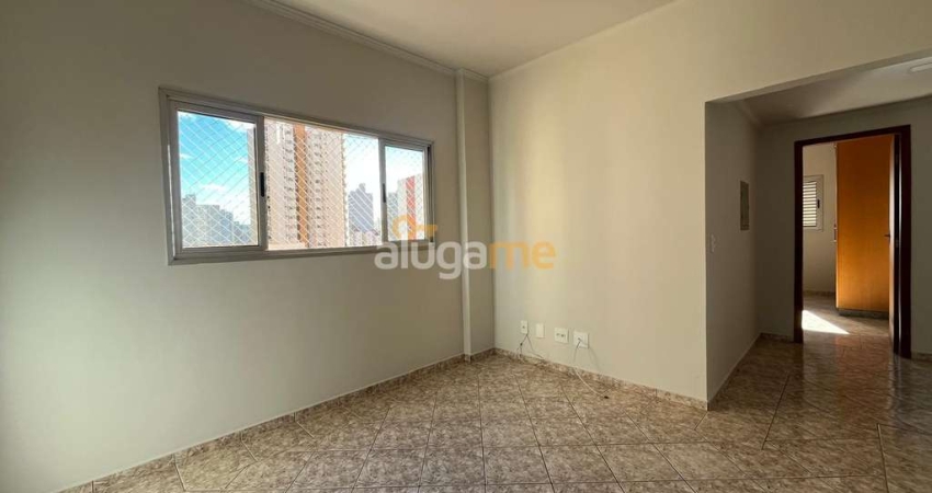 Apartamento na Vila Imperial com 2 dormitórios (1 suíte), 1 vaga coberta e elevador.