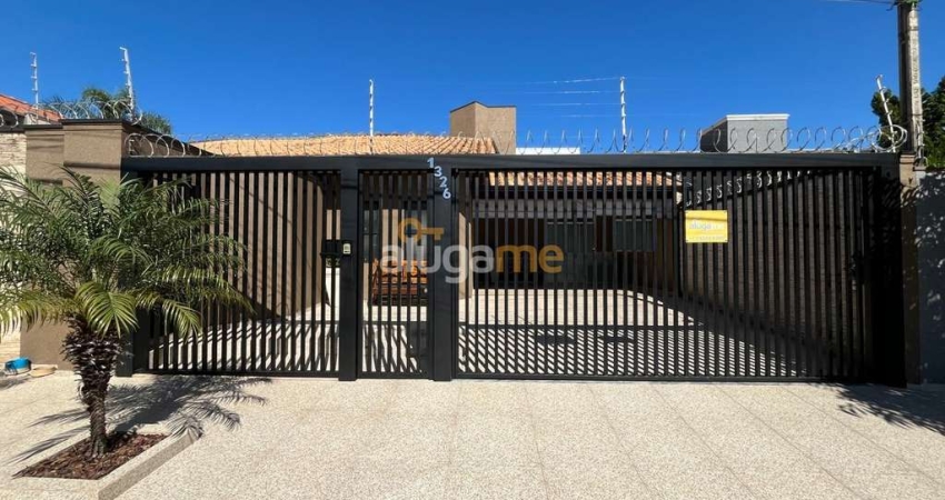 Casa no Parque São Miguel com 03 dormitórios (01 suíte), piscina aquecida e varanda gourmet coberta.