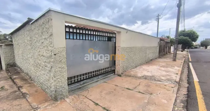 Casa com 3 quartos para alugar na Rua Sorocaba, 492, São Francisco, Catanduva