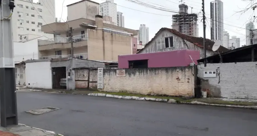 Terreno à venda no Centro, Balneário Camboriú 
