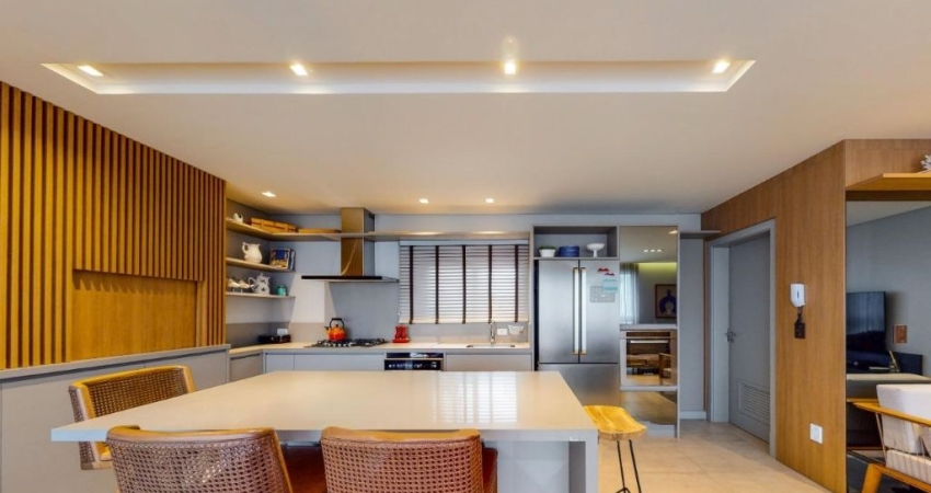 Apartamento finamente mobiliado, Quadra Mar!!!