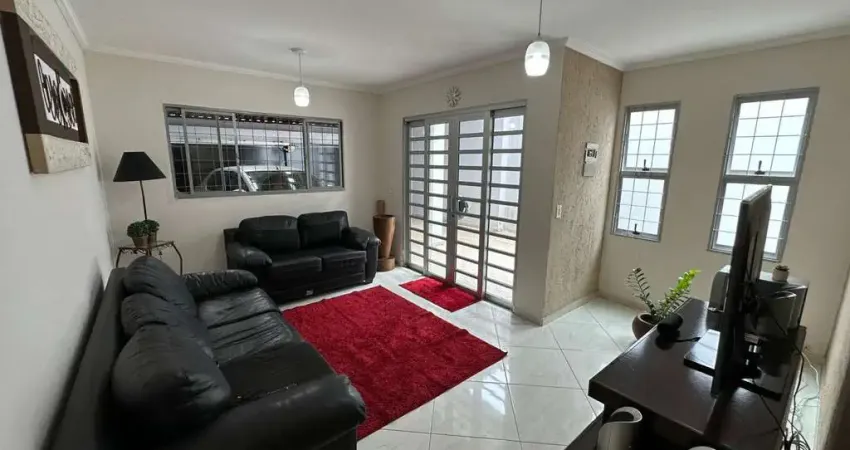 Casa com 5 quartos à venda em Santa Terezinha, Aparecida 