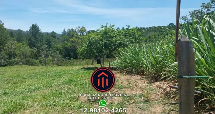 Àrea rural na cidade de aparecida do norte. verdadeira joia rara.