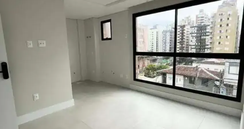 Apartamento com 1 dormitório à venda, 37 m² por r$ 640.000,00 - centro - florianópolis/sc