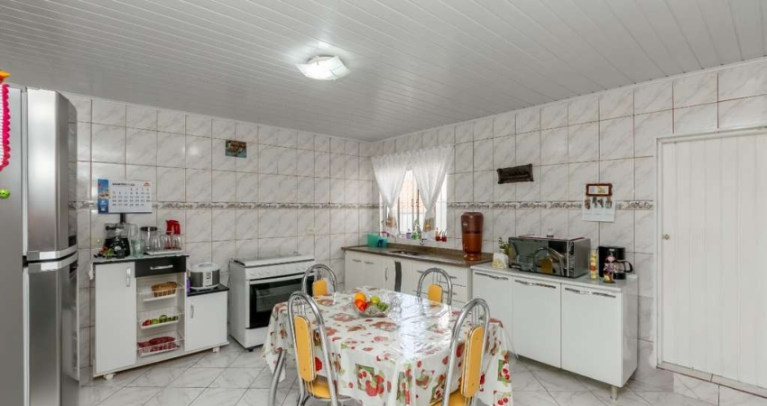 Aconchegante casa tipo para venda com 4 quartos, 250m²