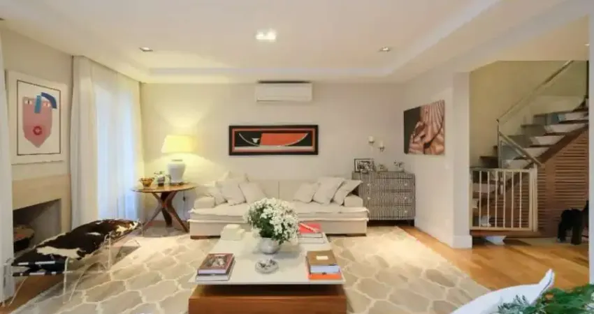 Espetacular duplex para venda em pacaembu com 4 quartos, sendo 4 suítes, 278m²