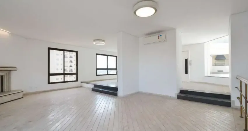 Confortável cobertura para venda em paraíso com 3 quartos, sendo 1 suíte, 485m²