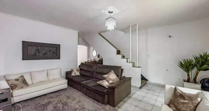 Confortável casa para venda em Vila das Mercês com 3 quartos , 163m²