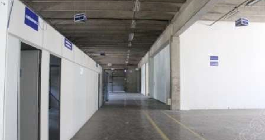 Barracão / Galpão / Depósito com 1 sala à venda no Jurubatuba, São Paulo 