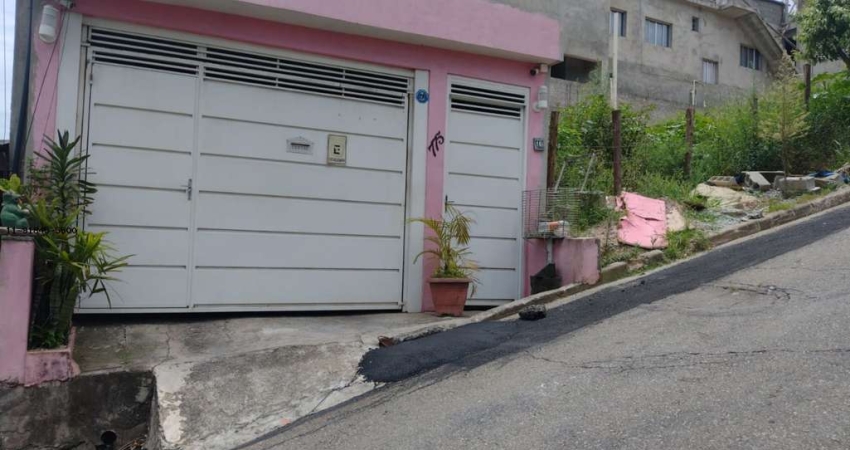 Casa para Venda em Santana de Parnaíba, Jardim Celeste, 2 dormitórios, 1 banheiro, 2 vagas