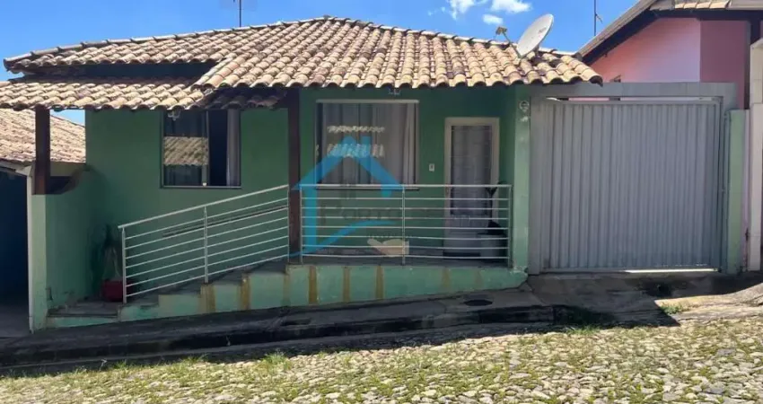 Casa Geminada para Venda em Contagem, Tropical, 2 dormitórios, 1 banheiro, 2 vagas