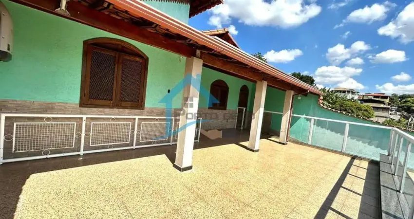 Casa para Venda em Contagem, Novo Progresso, 4 dormitórios, 2 suítes, 3 banheiros, 4 vagas