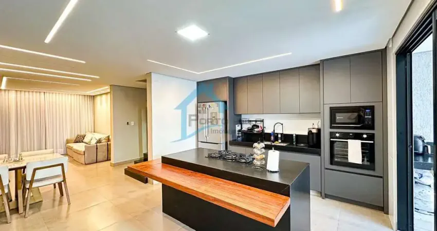Casa Geminada para Venda em Contagem, Centro, 4 dormitórios, 1 suíte, 2 banheiros, 2 vagas