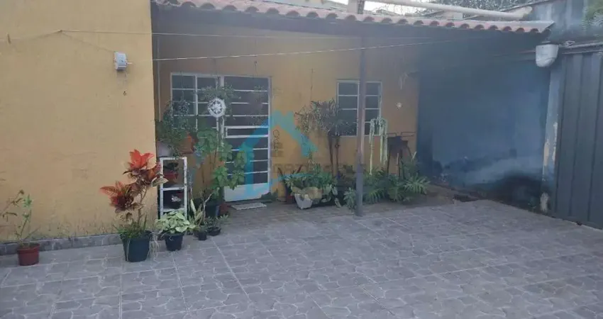 Casa para Venda em Contagem, Tropical, 3 dormitórios, 1 suíte, 3 banheiros, 4 vagas