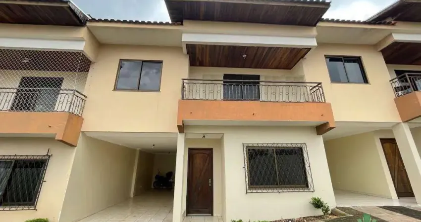 Sobrado com 3 dormitórios para alugar, 150 m² por R$ 2.852,00/mês - Country - Cascavel/PR