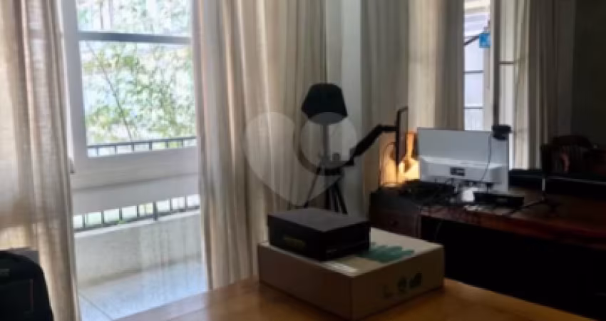 Apartamento  Higienópolis, junto ao Shopping Páteo Higienópolis,
