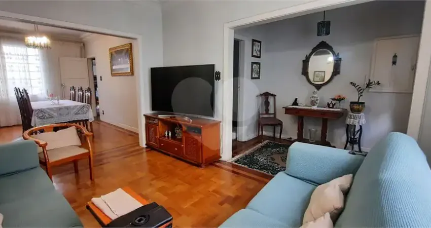 Casa com 3 quartos à venda na Rua Castro Alves, 897, Aclimação, São Paulo