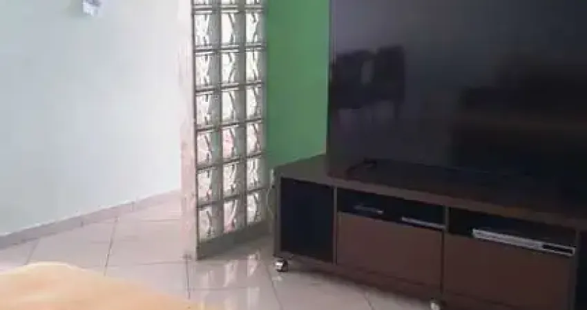 Apartamento à Venda – 97m², 4 Quartos (1 Suíte) – Parque das Árvores