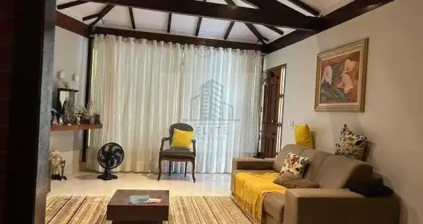 Casa Alto Padrão 4 Quartos-Varanda-piscina- Setor Habitacional Arniqueira (Águas Claras)