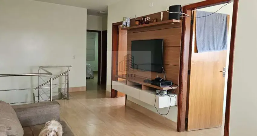 Casa Sobrado - 5 Quartos - Ac. Financiamento - Samambaia