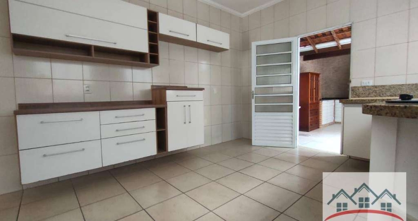 Casa com 3 dormitórios à venda, 160 m² por R$ 630.000 - Residencial Villa D Este - Cotia/SP