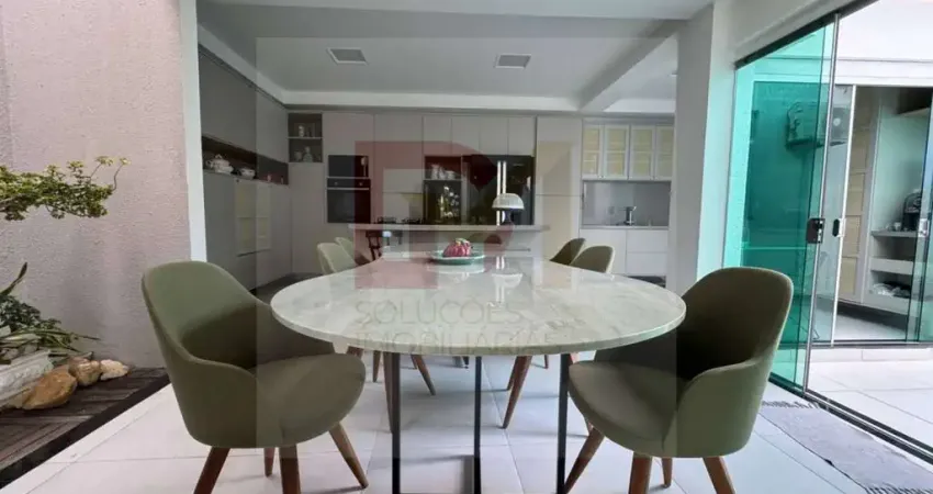 Encante-se com esta oportunidade única de possuir uma casa no Morada do Rio!