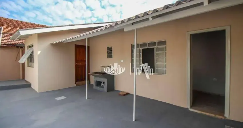 Casa com 2 quartos para alugar, 50 m² por R$ 1.000/mês - Vila Nova - Londrina/PR