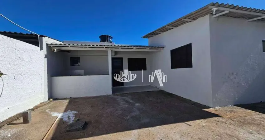 Casa com 2 quartos para alugar, 60 m² por R$ 1.200/mês - Ouro Branco - Londrina/PR