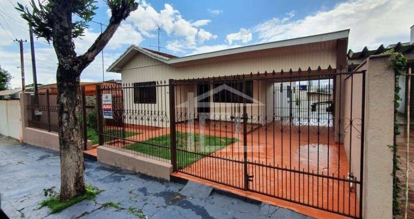 Casa com 3 quartos para alugar, 80 m² por R$ 1.850/mês - Jardim Petrópolis - Londrina/PR