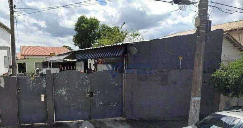 Casa com area total de 400m2, 3 dormitórios à venda, 121 m² por R$ 600.000 - Vila Maria - São José dos Campos/SP