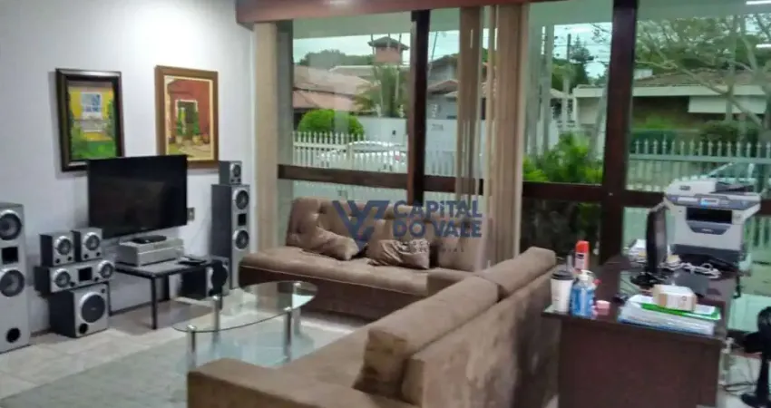 Casa com 3 dormitórios à venda, 450 m² por R$ 2.600.000,00 - Jardim Esplanada - São José dos Campos/SP
