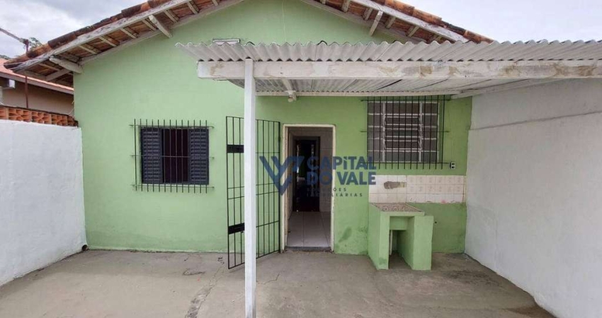 Casa com 2 dormitórios à venda, 130 m² por R$ 750.000,00 - Conjunto Residencial Vale dos Pinheiros - São José dos Campos/SP