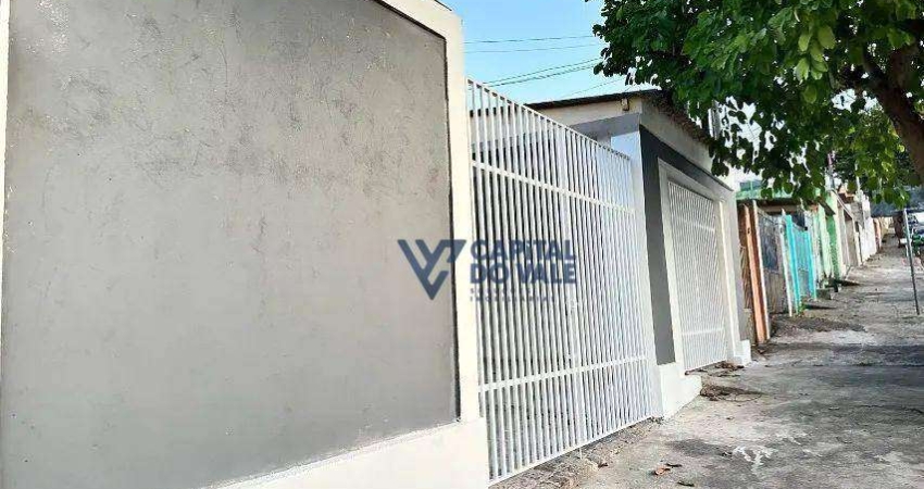 Casa com 3 dormitórios, 146 m² - venda por R$ 650.000,00 ou aluguel por R$ 4.560,00/mês - Vila Maria - São José dos Campos/SP