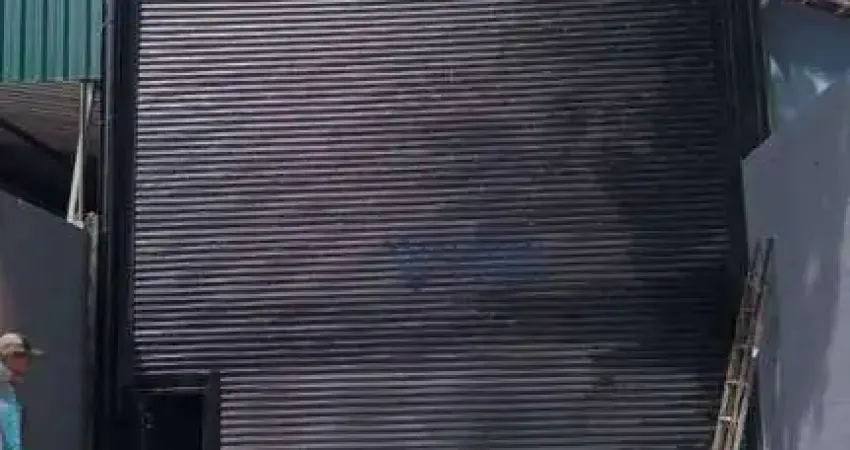 Barracão / Galpão / Depósito para alugar na Chácaras Reunidas, São José dos Campos