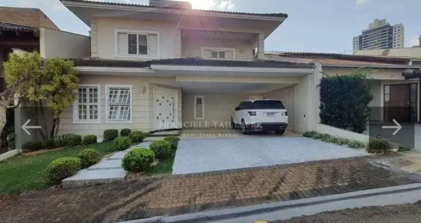 Sobrado a venda, Cond. Village Pinheiro, 246 m² úteis, 3 quartos sendo 1 suite master, 4 vagas- Por