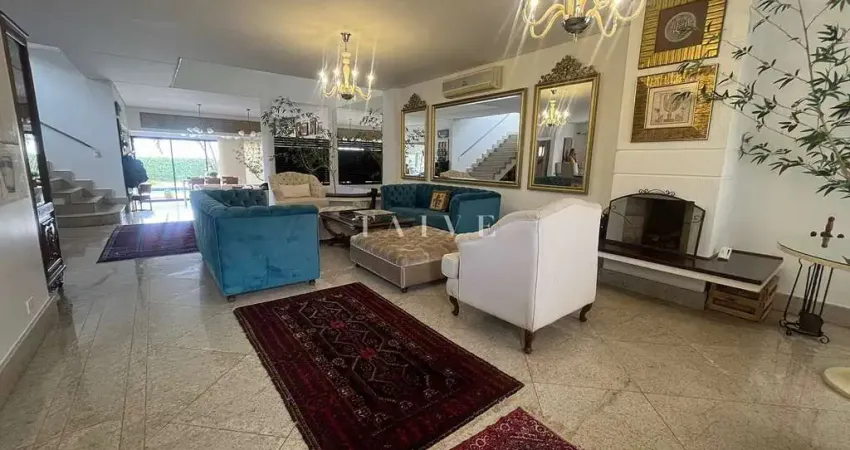 Casa à venda ou locação, Cond. Morada Imperial, 3 suítes, 4 vagas, lareira, hidromassagem, aquecime