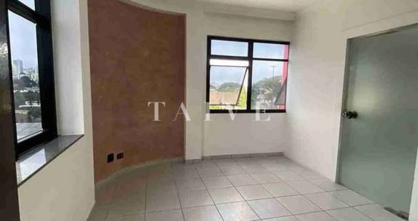 Sala comercial para venda e locação, PR, água e luz incluso no condomínio. esquina com JK e Santos