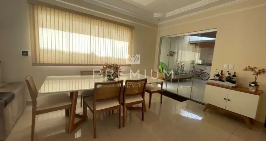 Casa com 3 quartos à venda no Jardim Europa, Uberlândia 
